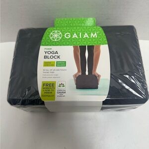 Essentials Yoga Block Supportive Latex-Free Eva Foam Soft Non-Slip Surface New